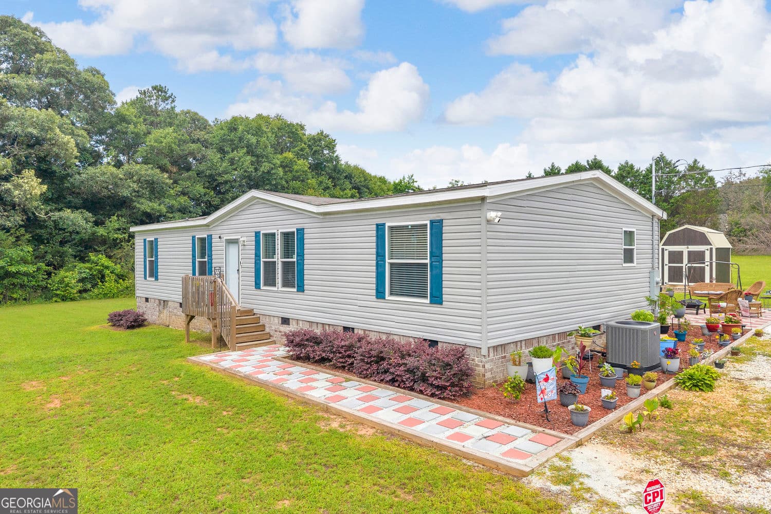 4 bedroom, 2 bathroom, 1,568 sq ft manufactured home,single family residence for sale at 127 Georgia Drive, Hartwell, GA 30643 — photo 6