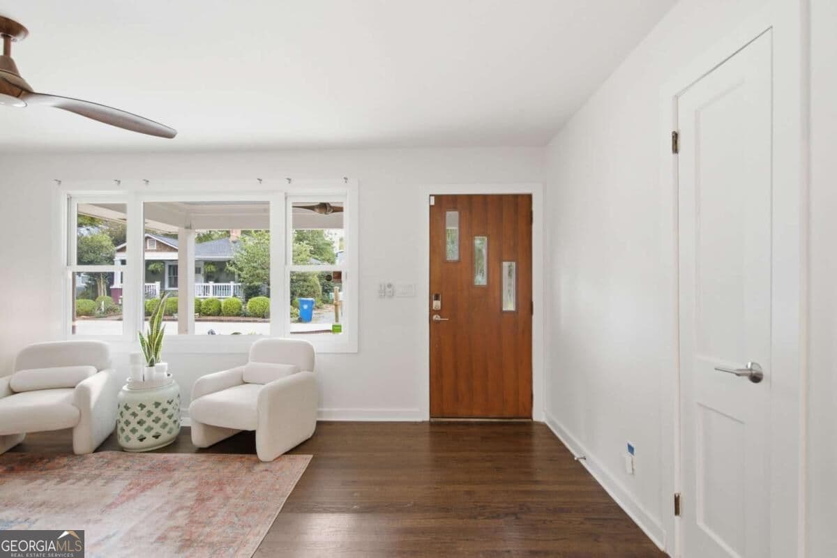 3 bedroom, 2 bathroom, 1,800 sq ft single family residence for sale at 2744 Craigie Avenue, Decatur, GA 30030 — photo 7