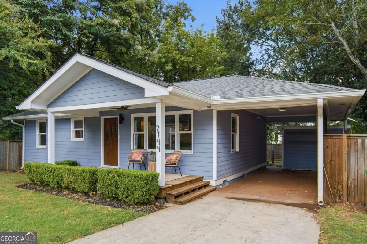 3 bedroom, 2 bathroom, 1,800 sq ft single family residence for sale at 2744 Craigie Avenue, Decatur, GA 30030