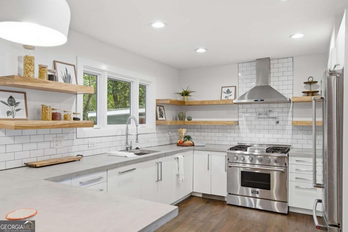 3 bedroom, 2 bathroom, 1,800 sq ft single family residence for sale at 2744 Craigie Avenue, Decatur, GA 30030 — photo 8