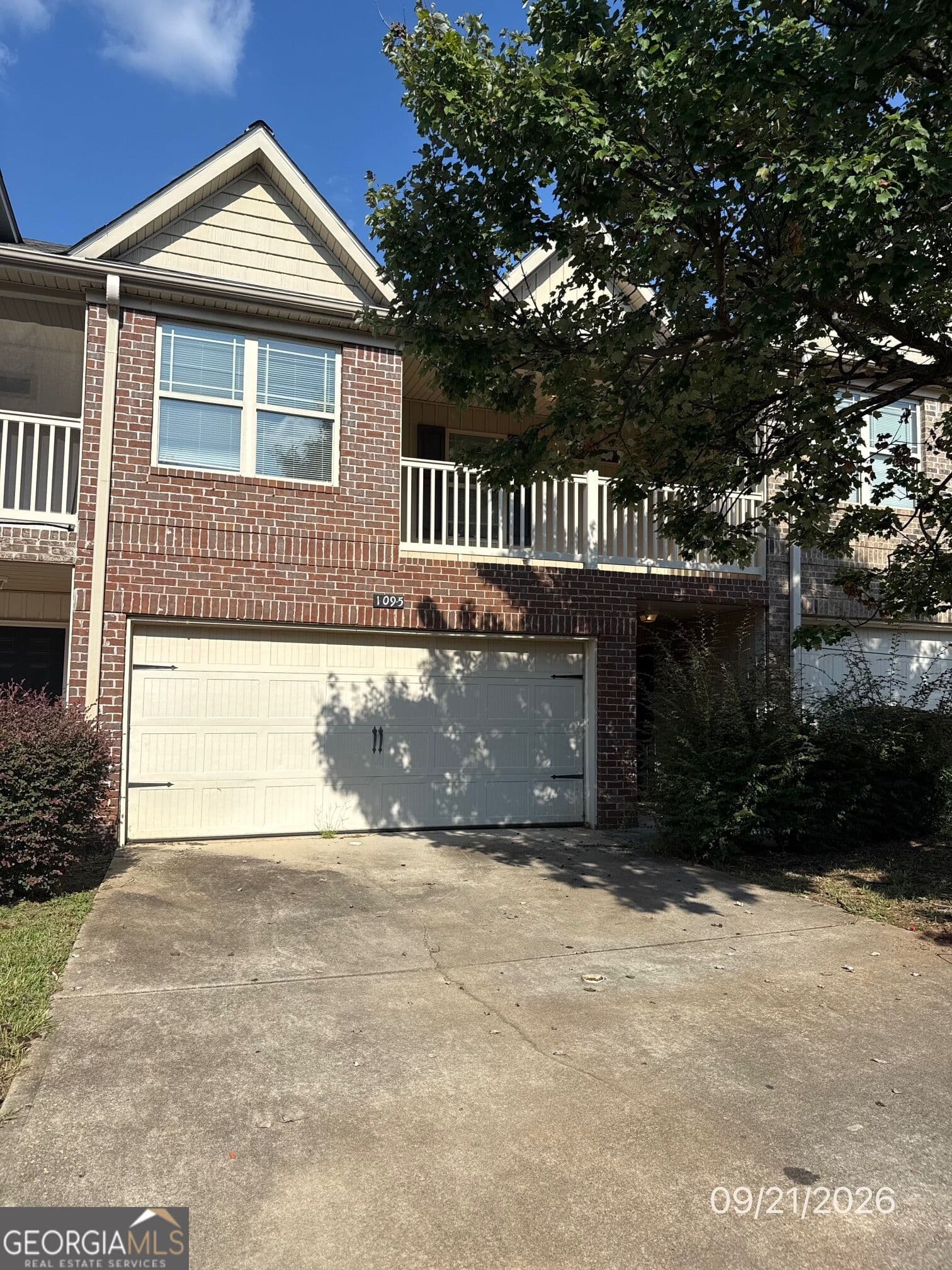 3 bedroom, 2.5 bathroom, 1,704 sq ft single family residence for sale at 1095 McConaughy Court, Mcdonough, GA 30253