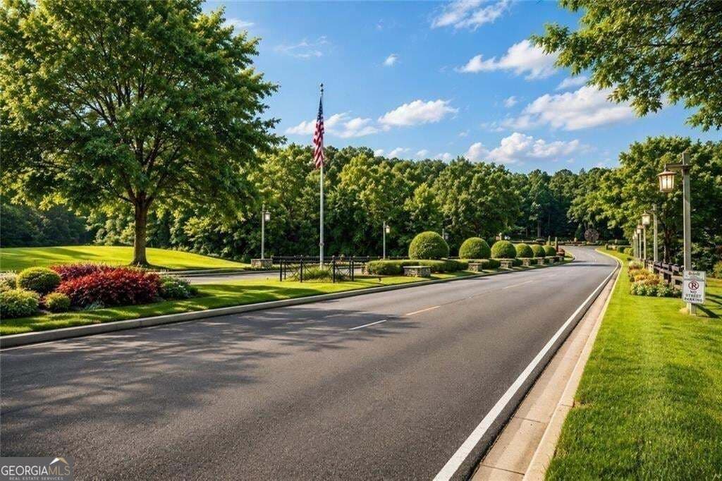 6 bedroom, 5 bathroom, 4,789 sq ft single family residence for sale at 1327 Bridge Mill Avenue, Canton, GA 30114 — photo 4