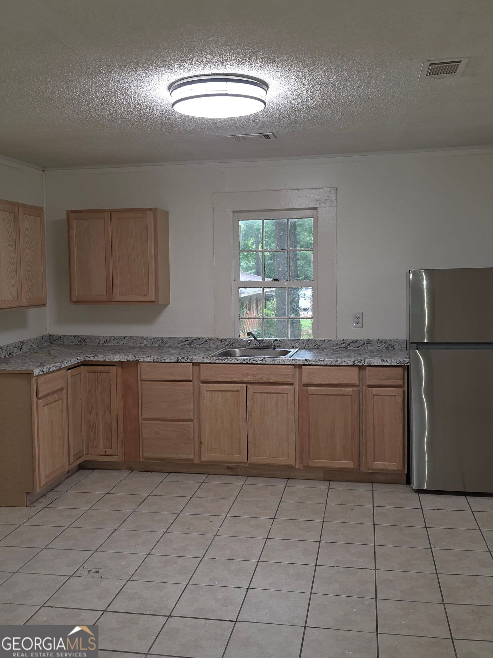 2 bedroom, 1 bathroom, 1,036 sq ft single family residence for sale at 220 N Richmond Street, Milledgeville, GA 31061 — photo 7