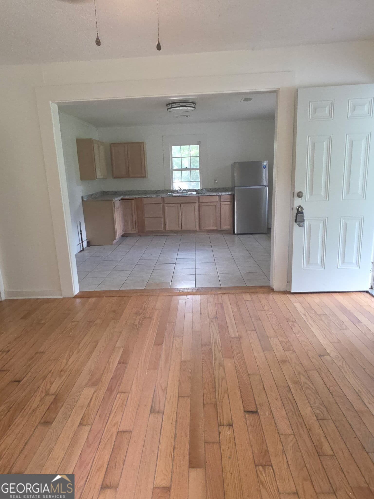 2 bedroom, 1 bathroom, 1,036 sq ft single family residence for sale at 220 N Richmond Street, Milledgeville, GA 31061 — photo 4