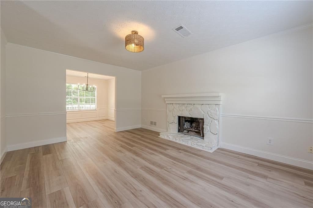 3 bedroom, 2.5 bathroom, 2,332 sq ft single family residence for rent at 10310 Rillridge Court, Alpharetta, GA 30022 for $1,995 a month — photo 6