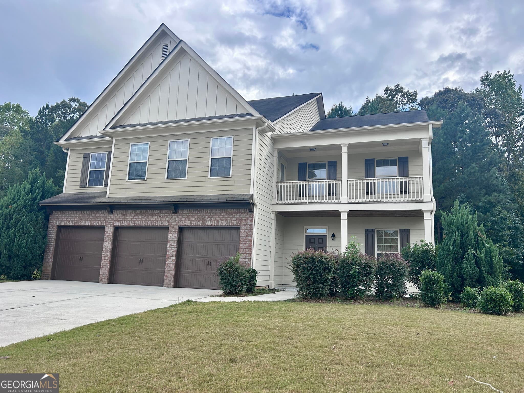 4 bedroom, 4 bathroom, 4,000 sq ft single family residence for rent at 20 Savannah Drive, Senoia, GA 30276 for $2,995 a month
