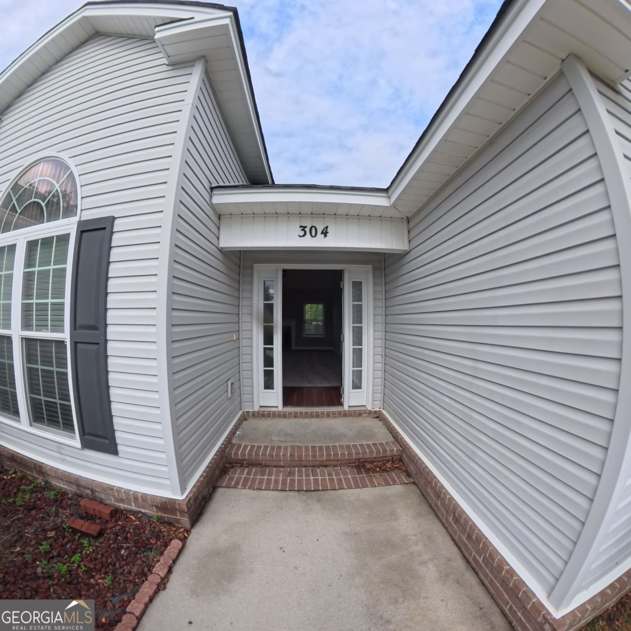 3 bedroom, 2 bathroom, 1,490 sq ft single family residence for sale at 304 Boothill Court, Statesboro, GA 30458 — photo 6
