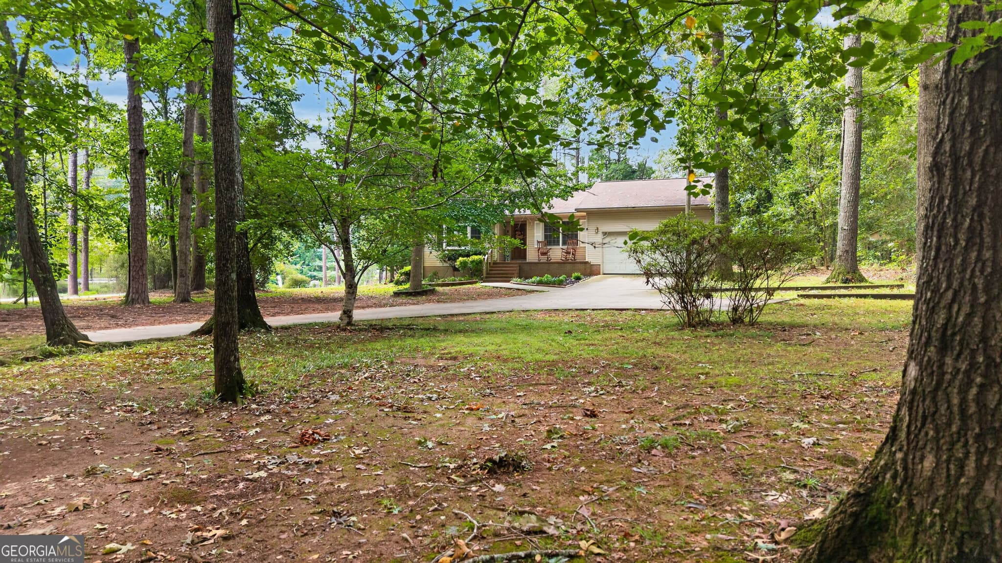 2 bedroom, 2 bathroom, 1,462 sq ft single family residence for sale at 232 Clark Road, Griffin, GA 30224 — photo 4