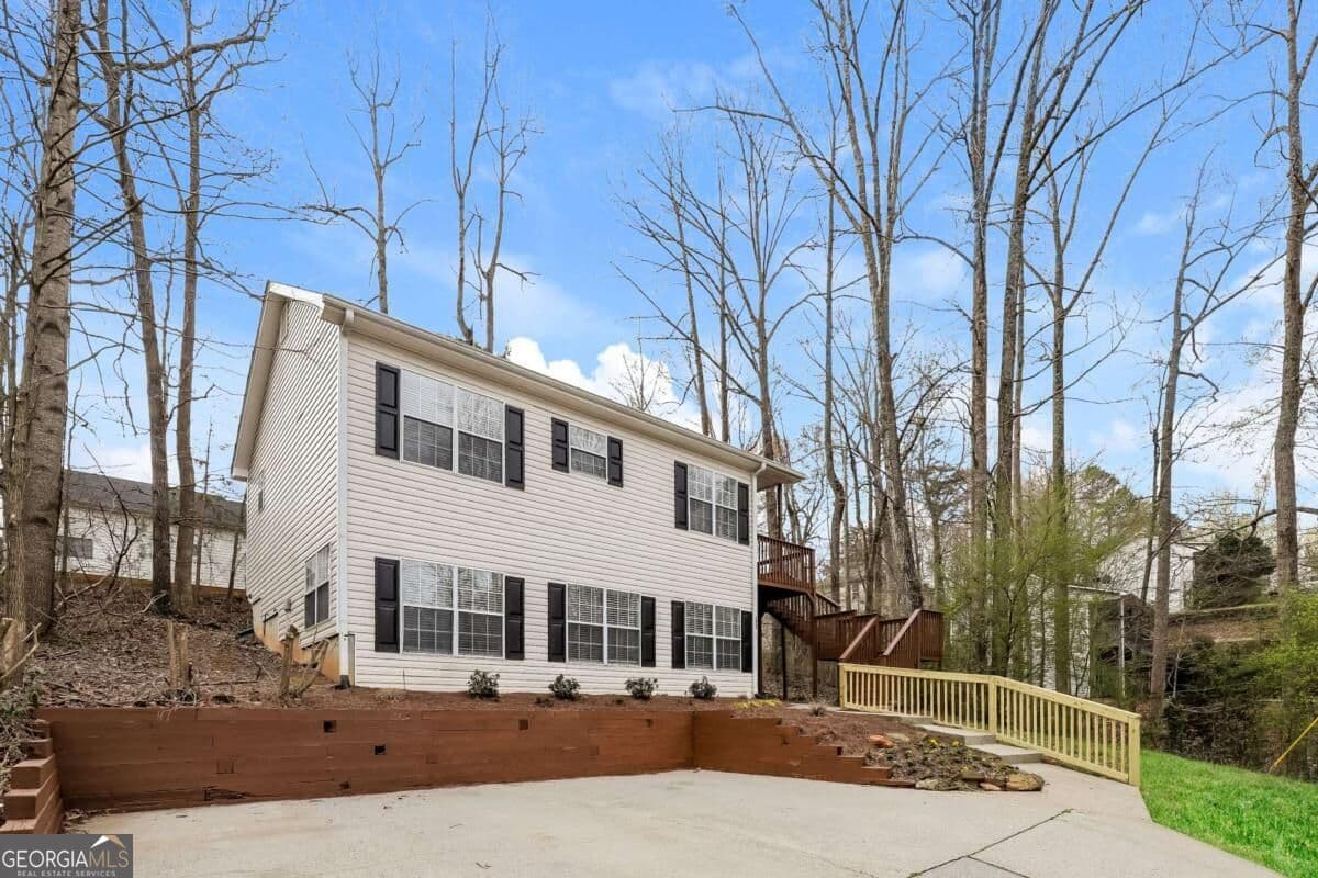 3 bedroom, 3 bathroom single family residence for rent at 5455 Quail Trail, Gainesville, GA 30506 for $1,910 a month — photo 2