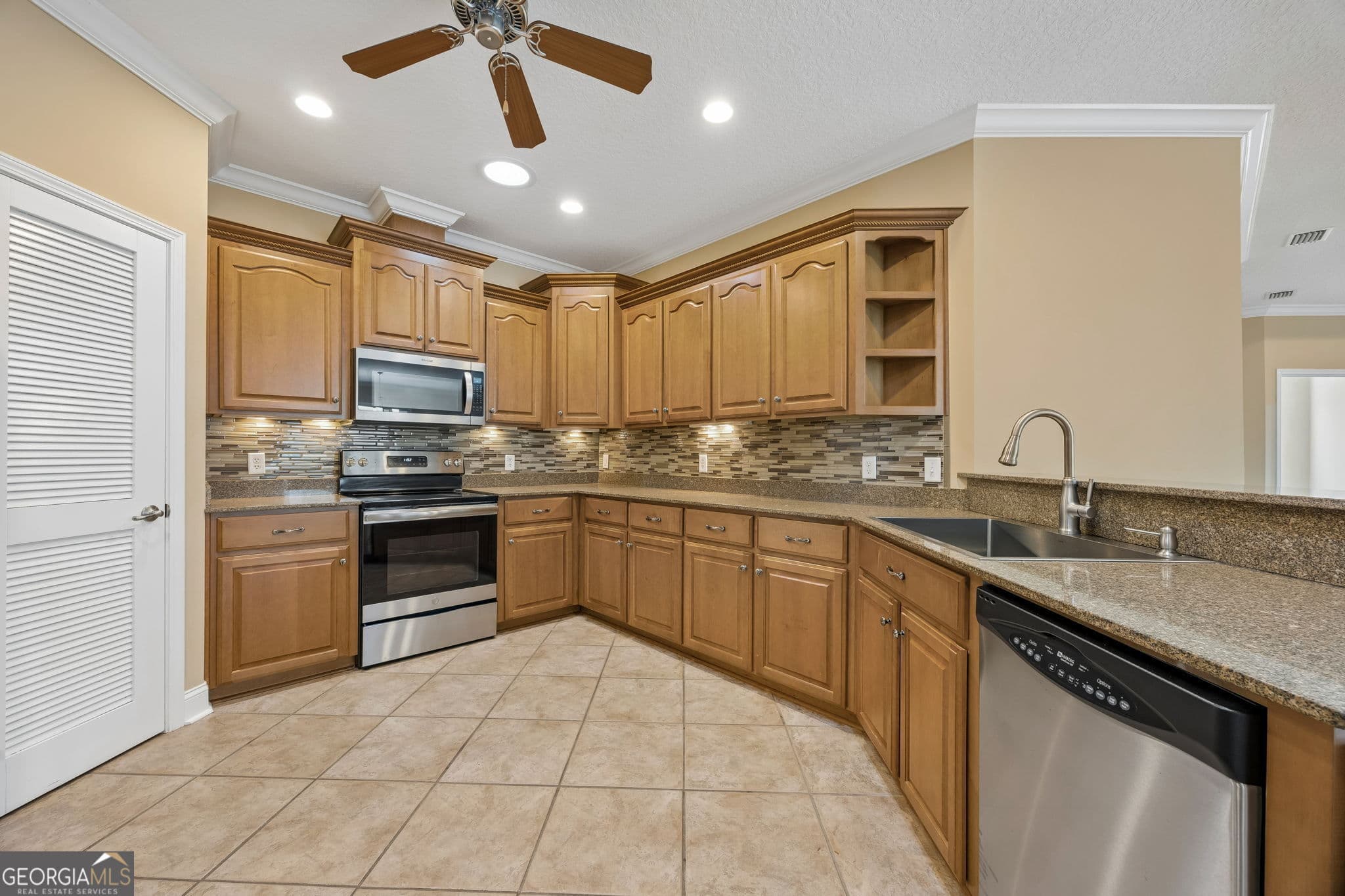 3 bedroom, 2 bathroom, 1,981 sq ft single family residence for sale at 540 Eagle Boulevard, Kingsland, GA 31548 — photo 10