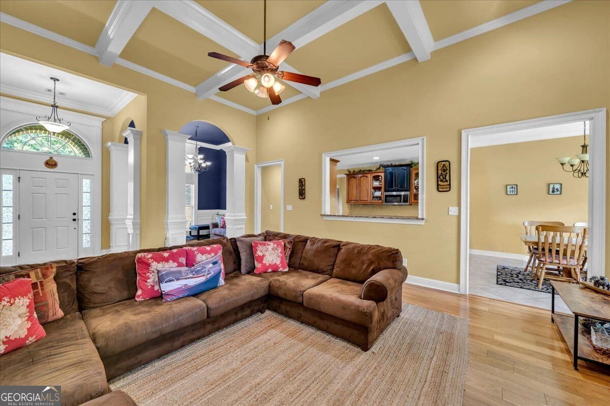 4 bedroom, 2 bathroom, 2,189 sq ft single family residence for sale at 805 Arbor Lane, Centerville, GA 31028 — photo 6