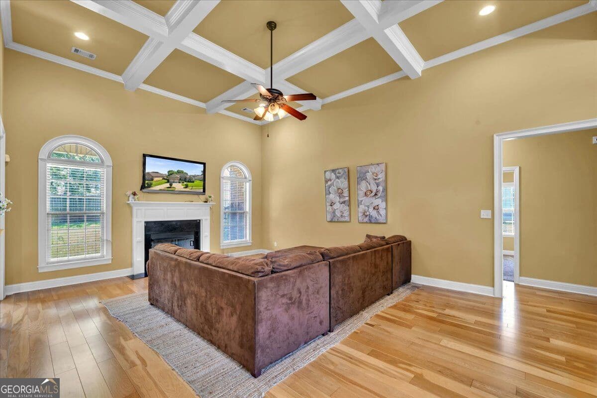 4 bedroom, 2 bathroom, 2,189 sq ft single family residence for sale at 805 Arbor Lane, Centerville, GA 31028 — photo 4