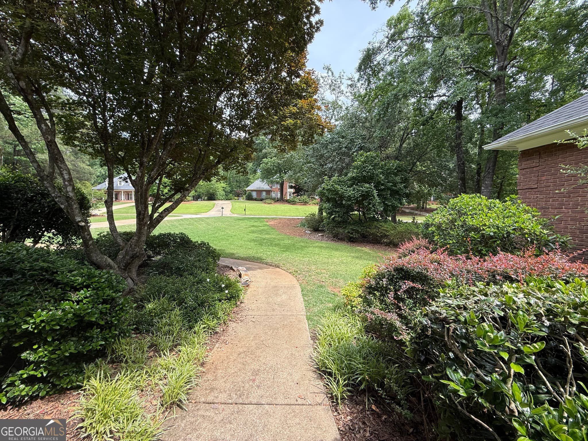 5 bedroom, 4.5 bathroom, 7,636 sq ft single family residence for sale at 117 Woodchase Drive, Lagrange, GA 30240 — photo 5