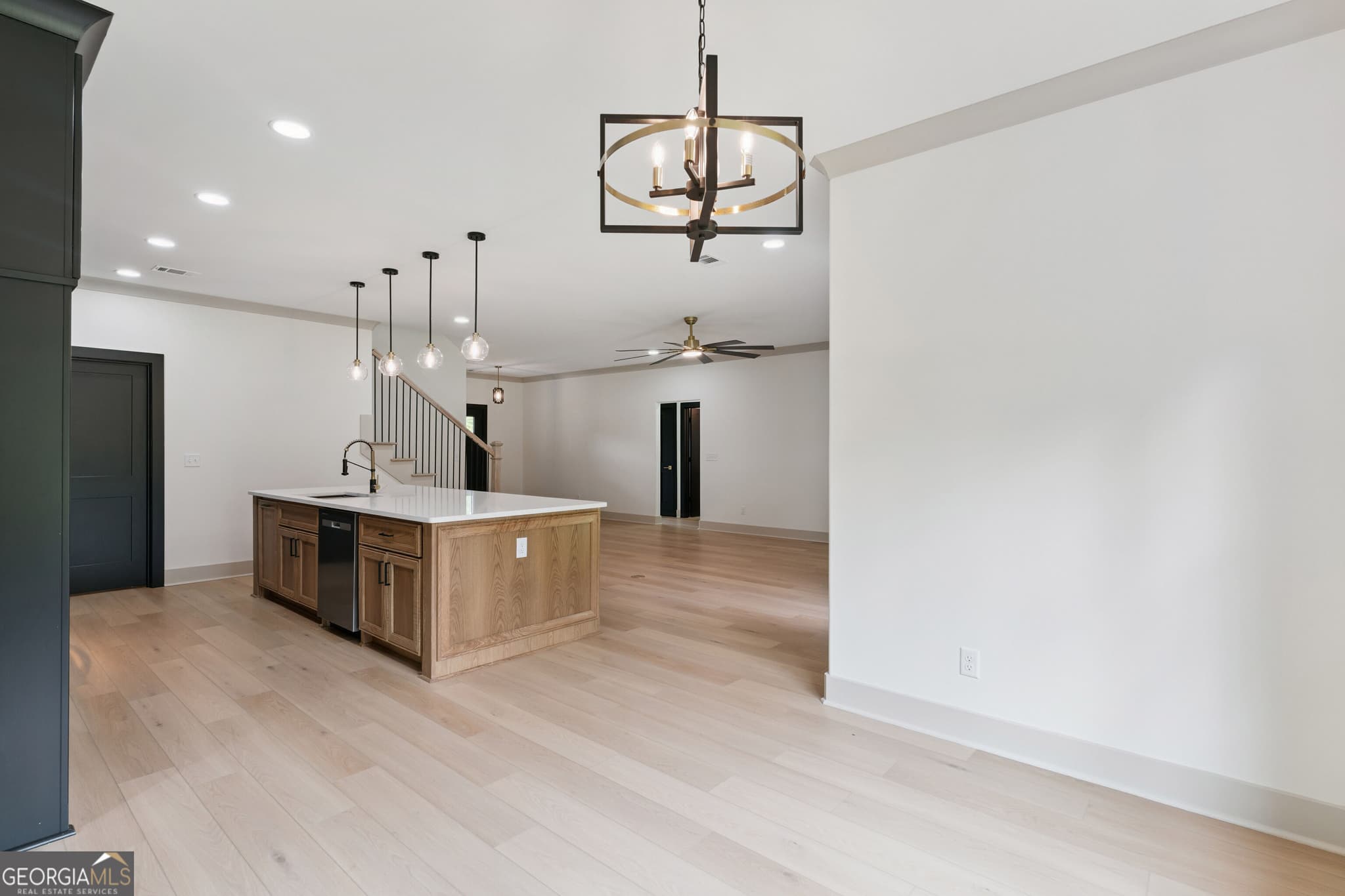 5 bedroom, 3 bathroom, 2,097 sq ft single family residence for sale at 584 Freedom Trail, Brunswick, GA 31525 — photo 9