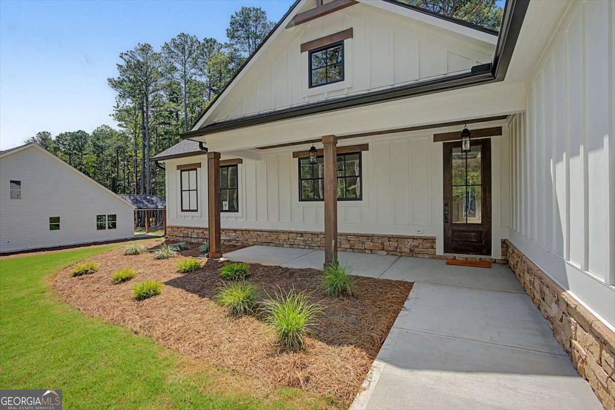 3 bedroom, 2 bathroom, 1,620 sq ft single family residence for sale at 90 Doris Path, Dallas, GA 30157 — photo 2