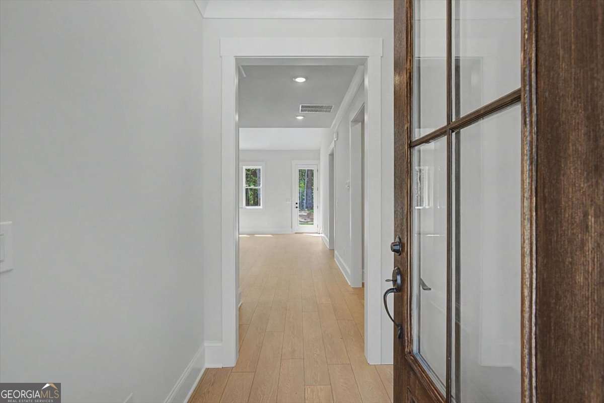 3 bedroom, 2 bathroom, 1,620 sq ft single family residence for sale at 90 Doris Path, Dallas, GA 30157 — photo 3