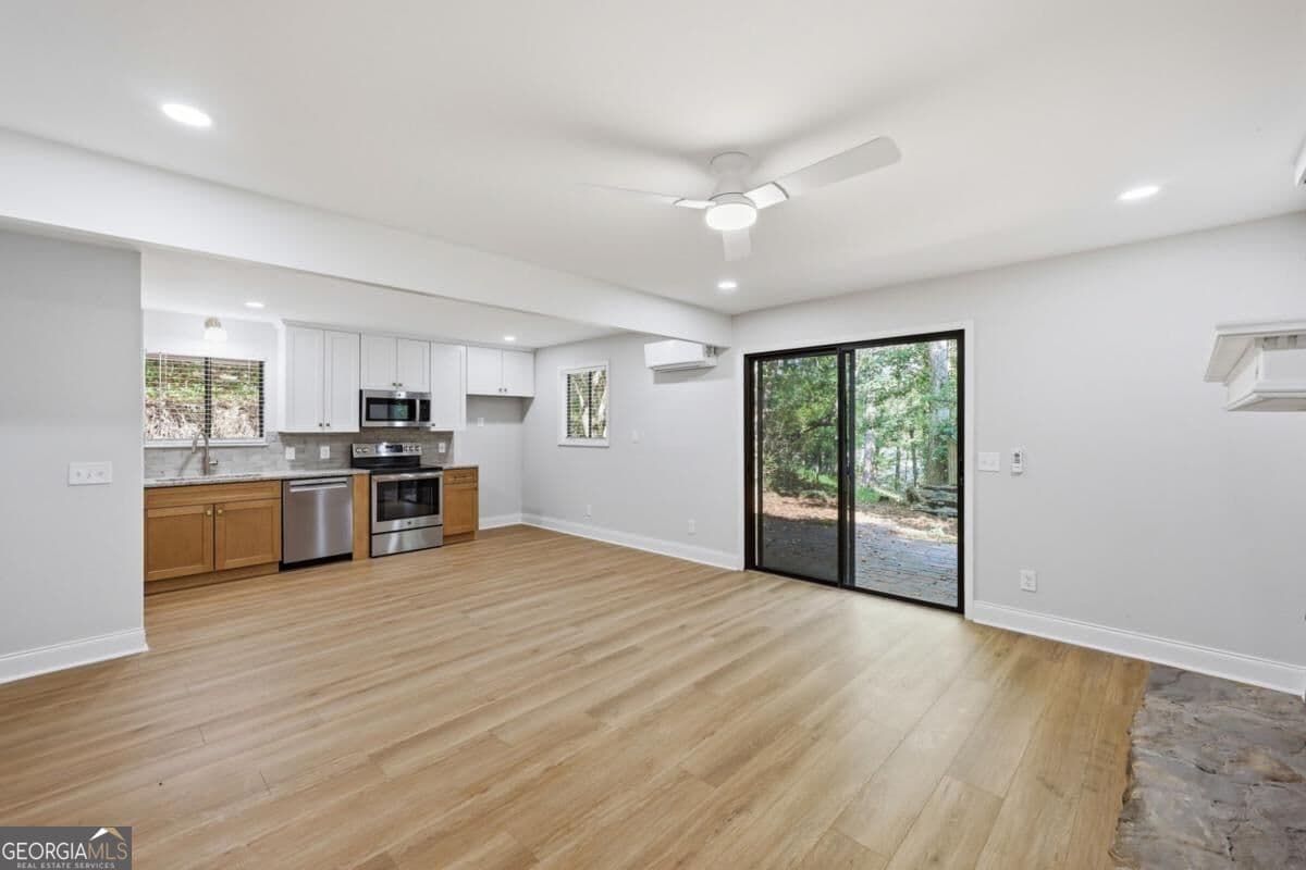3 bedroom, 1 bathroom, 1,224 sq ft single family residence for sale at 9060 Ruby Lane, Gainesville, GA 30506 — photo 7