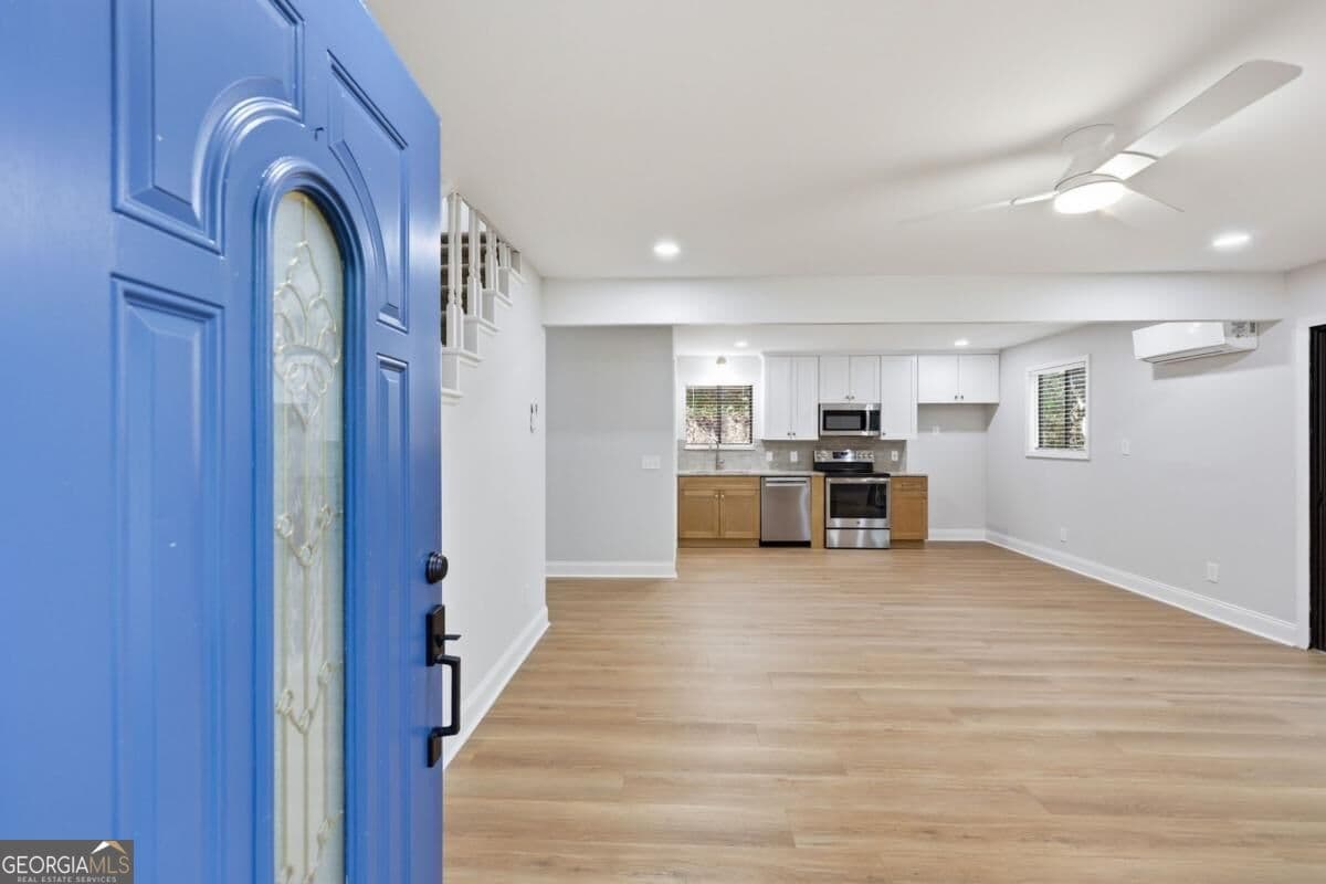 3 bedroom, 1 bathroom, 1,224 sq ft single family residence for sale at 9060 Ruby Lane, Gainesville, GA 30506 — photo 5