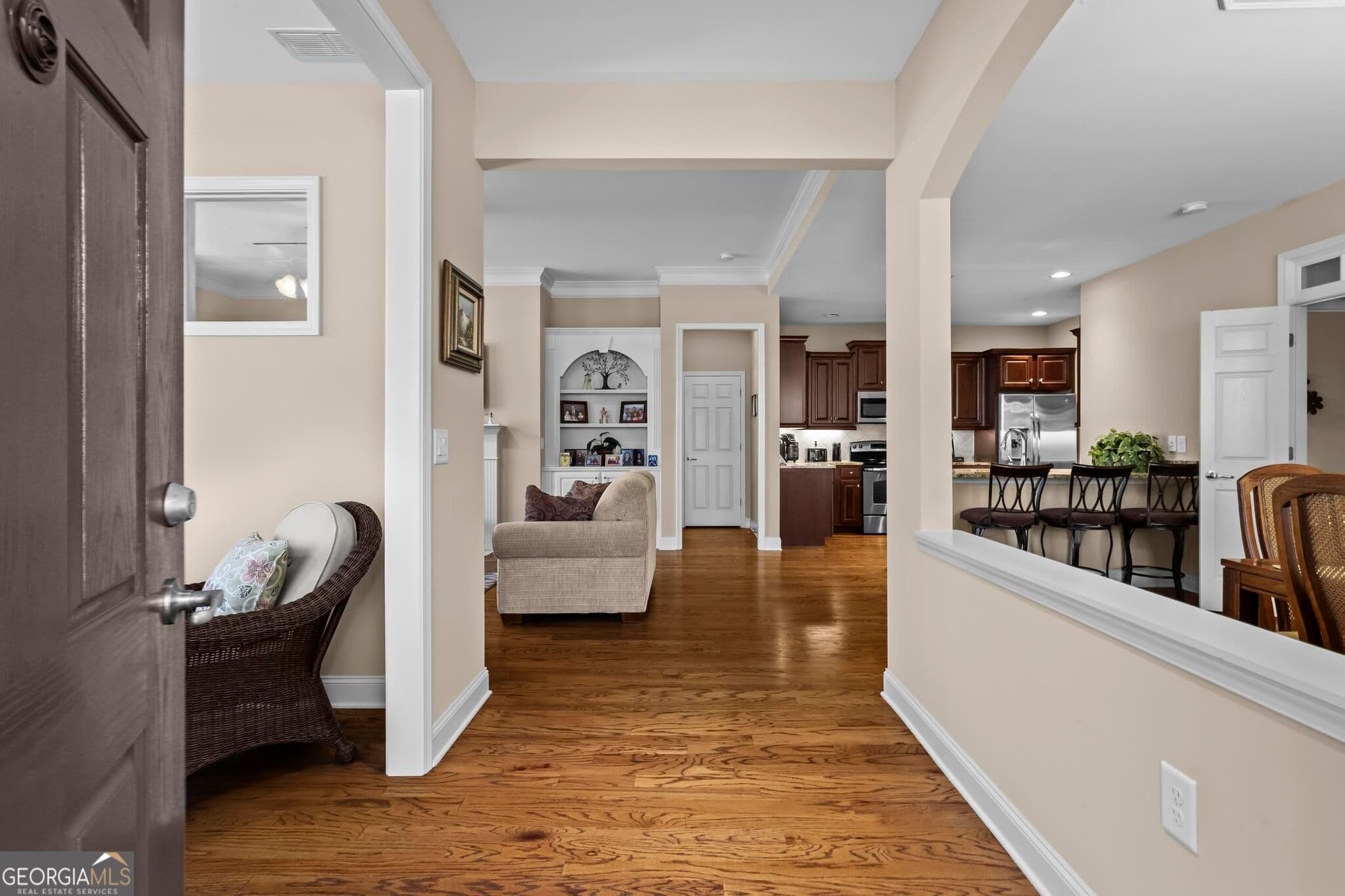 3 bedroom, 3 bathroom, 2,121 sq ft condominium for sale at 227 Orchards Circle, Woodstock, GA 30188 — photo 4