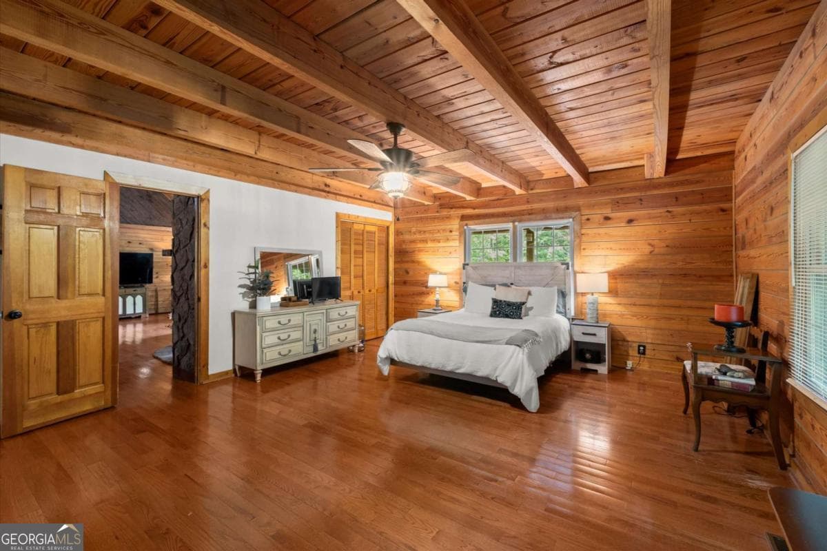 3 bedroom, 3 bathroom, 3,720 sq ft cabin,single family residence for sale at 140 J R Road, Cartersville, GA 30121 — photo 10