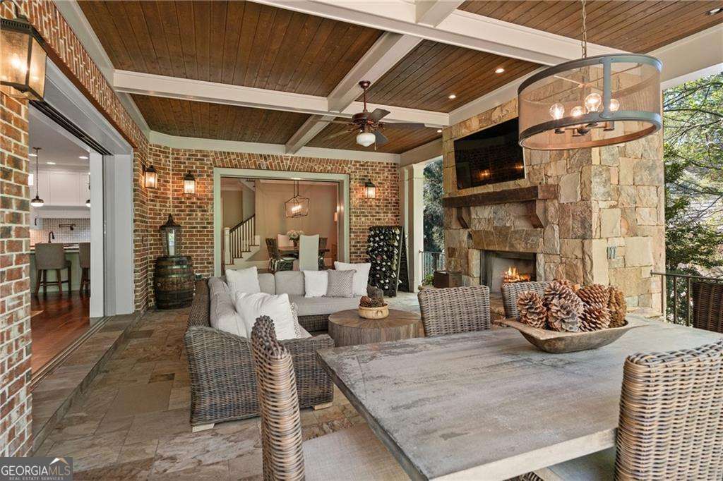 7 bedroom, 7 bathroom, 8,621 sq ft single family residence for sale at 4388 Lochsa Lane, Suwanee, GA 30024 — photo 9