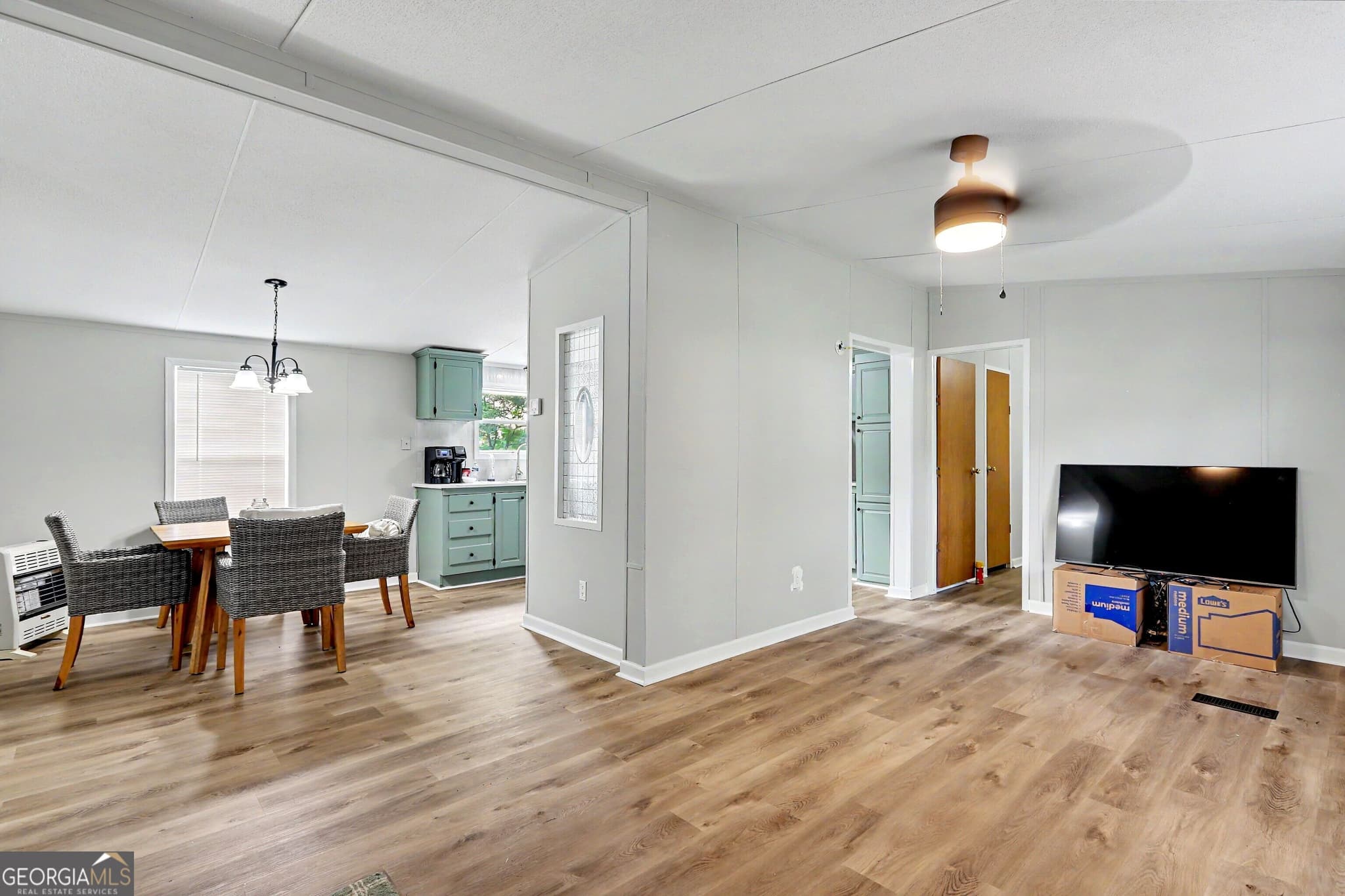 3 bedroom, 2 bathroom, 1,248 sq ft manufactured home,single family residence for sale at 34 Combs Street, Locust Grove, GA 30248 — photo 3