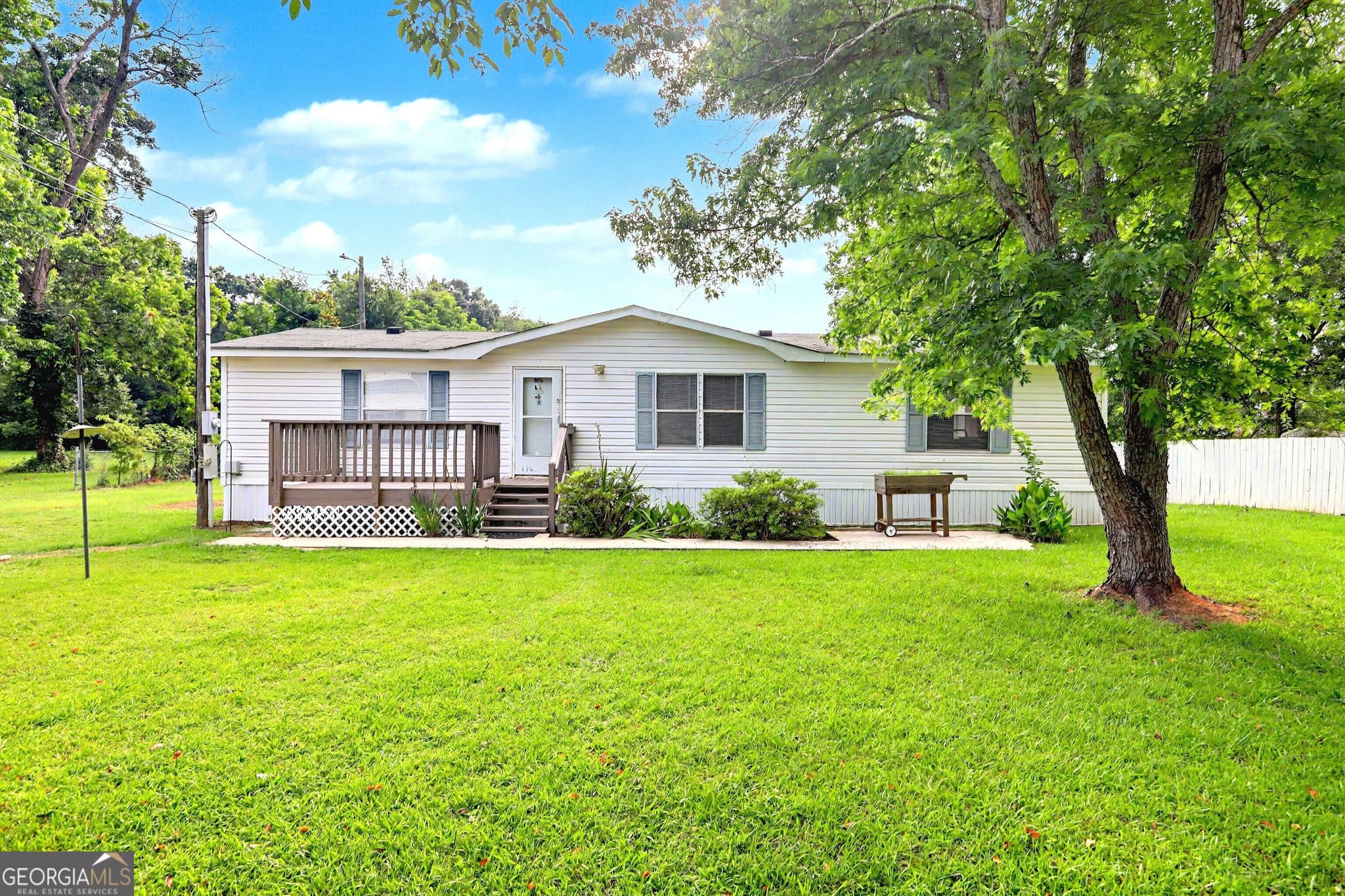 3 bedroom, 2 bathroom, 1,248 sq ft manufactured home,single family residence for sale at 34 Combs Street, Locust Grove, GA 30248