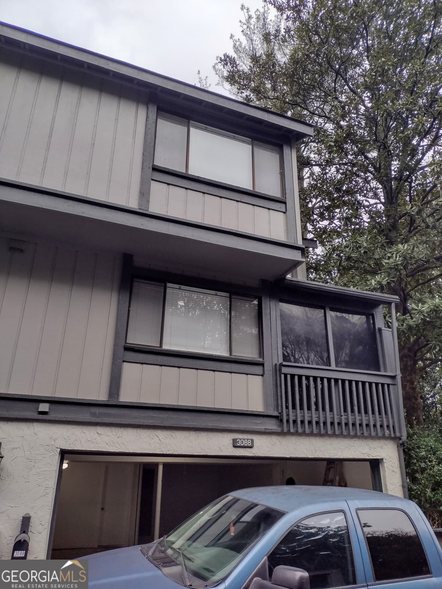 3 bedroom, 2.5 bathroom, 1,800 sq ft condominium sold at 3088 Balearic Drive, Marietta, GA 30067