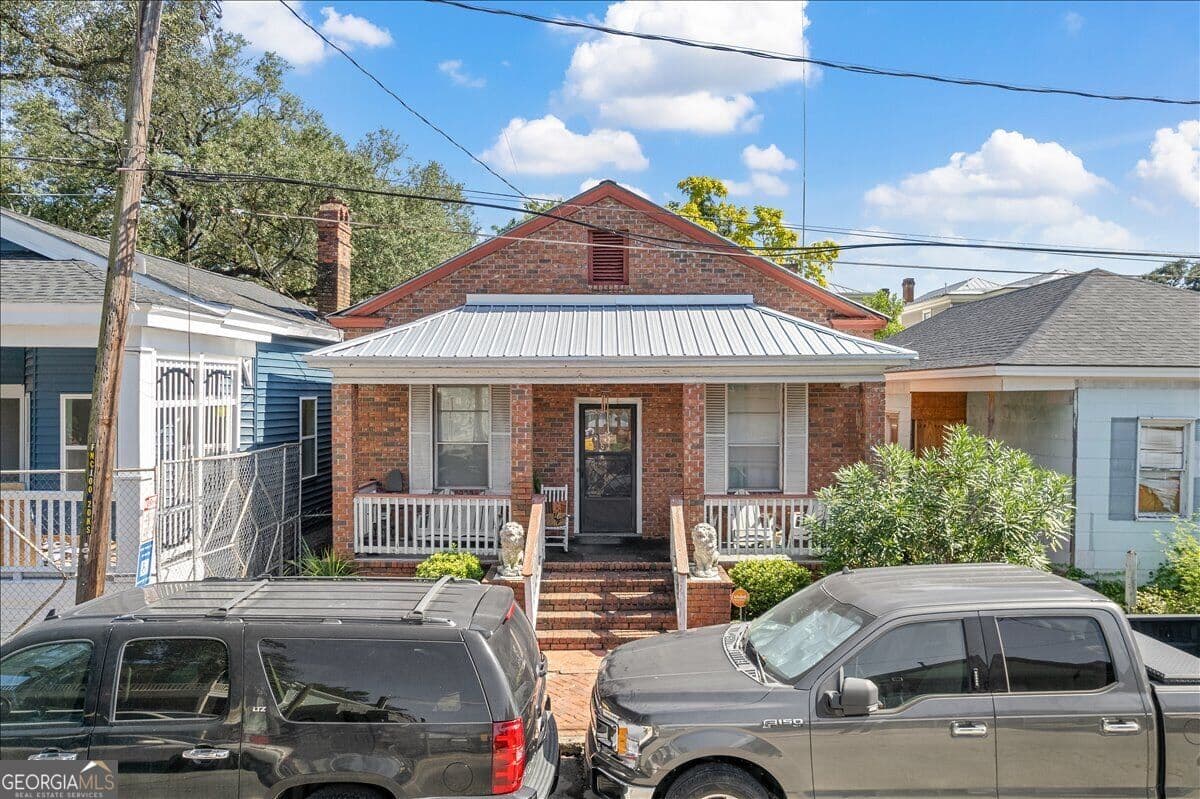 3 bedroom, 1 bathroom, 1,430 sq ft single family residence for sale at 420 W 42Nd Street, Savannah, GA 31401 — photo 7