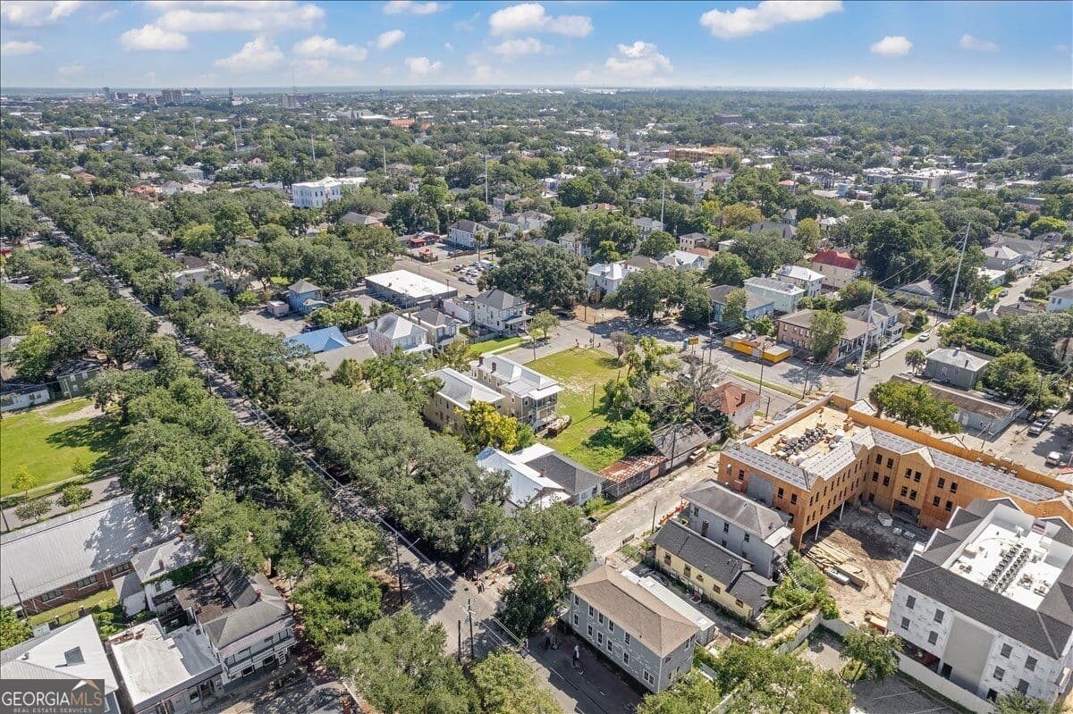 3 bedroom, 1 bathroom, 1,430 sq ft single family residence for sale at 420 W 42Nd Street, Savannah, GA 31401 — photo 10