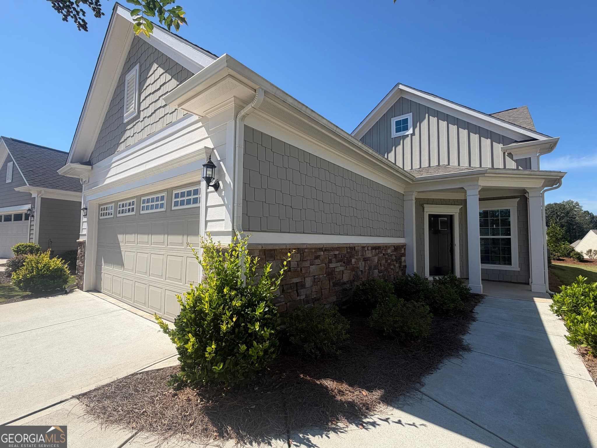 2 bedroom, 2 bathroom, 1,722 sq ft single family residence for sale at 106 Etowah Drive, Griffin, GA 30223 — photo 2