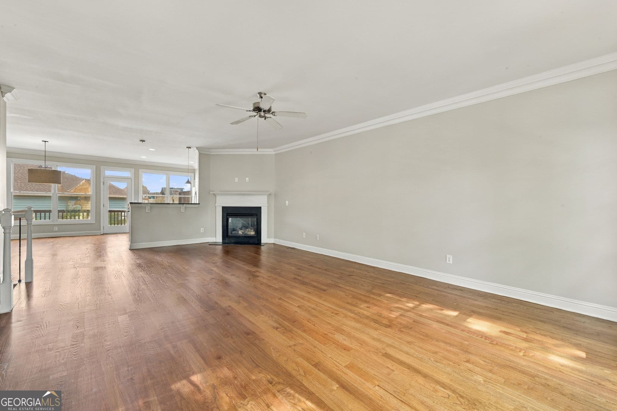 3 bedroom, 3.5 bathroom, 2,196 sq ft townhouse for sale at 9974 Ashton Old Road, Douglasville, GA 30135 — photo 9