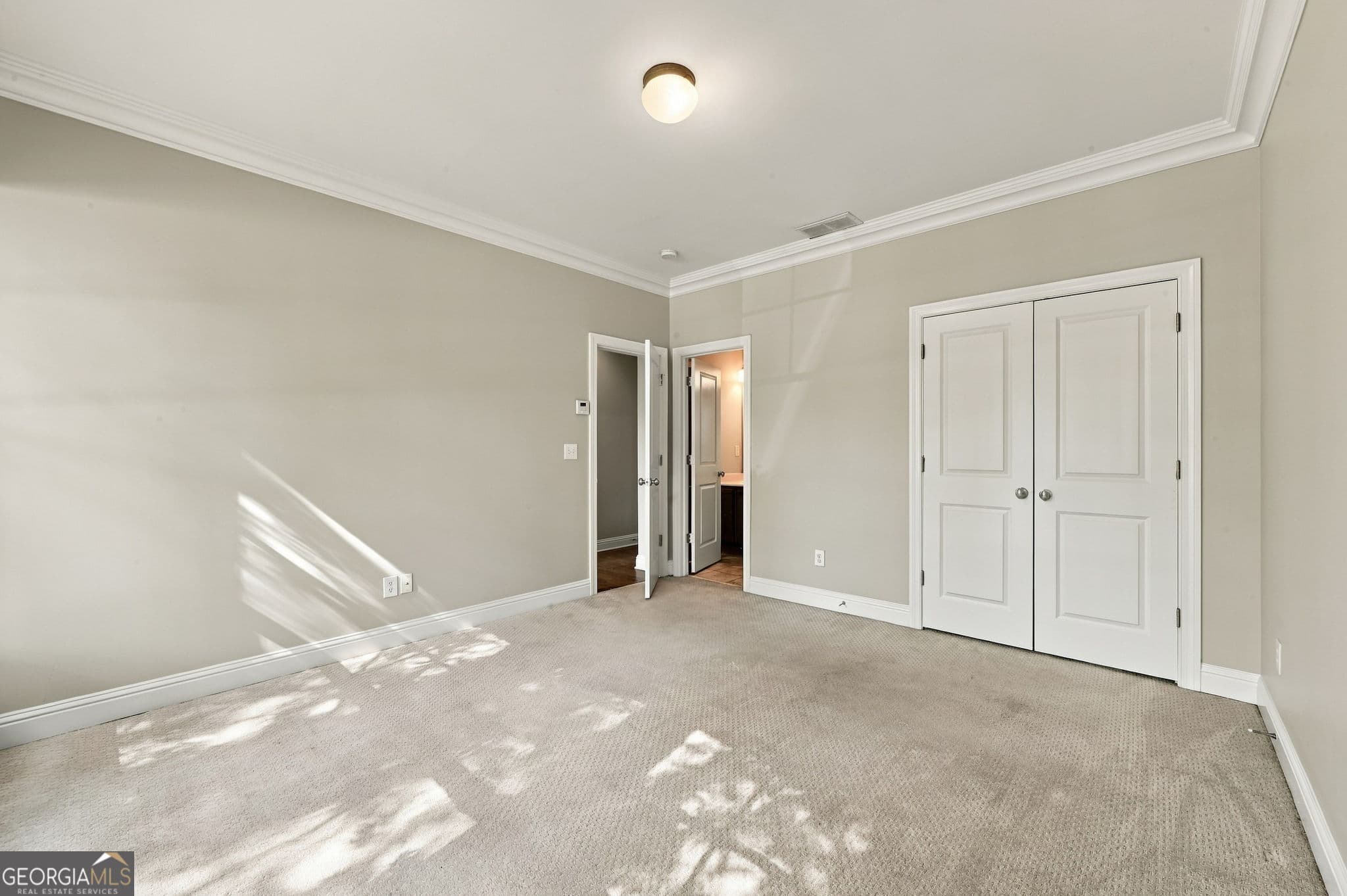3 bedroom, 3.5 bathroom, 2,196 sq ft townhouse for sale at 9974 Ashton Old Road, Douglasville, GA 30135 — photo 4