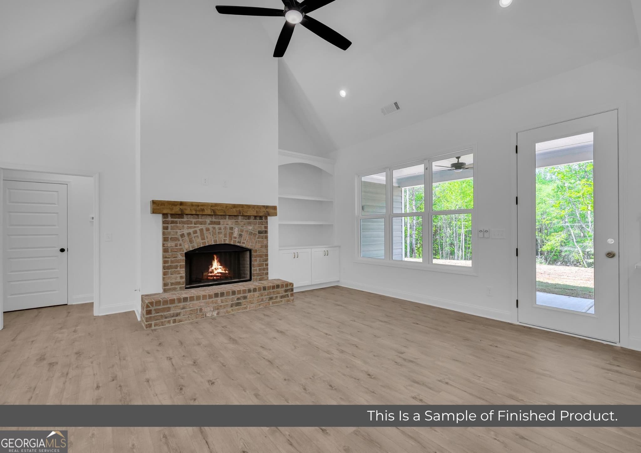 4 bedroom, 3.5 bathroom, 2,604 sq ft single family residence for sale at 754 Bellamy Road, Lula, GA 30554 — photo 3