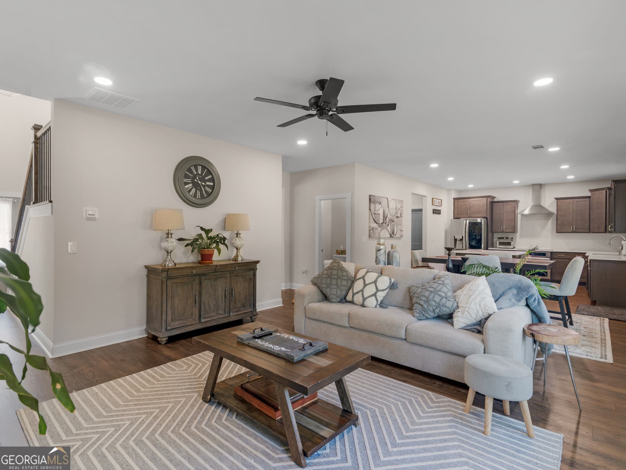 4 bedroom, 2.5 bathroom, 3,188 sq ft single family residence for sale at 251 Lake Point Drive, Williamson, GA 30292 — photo 6