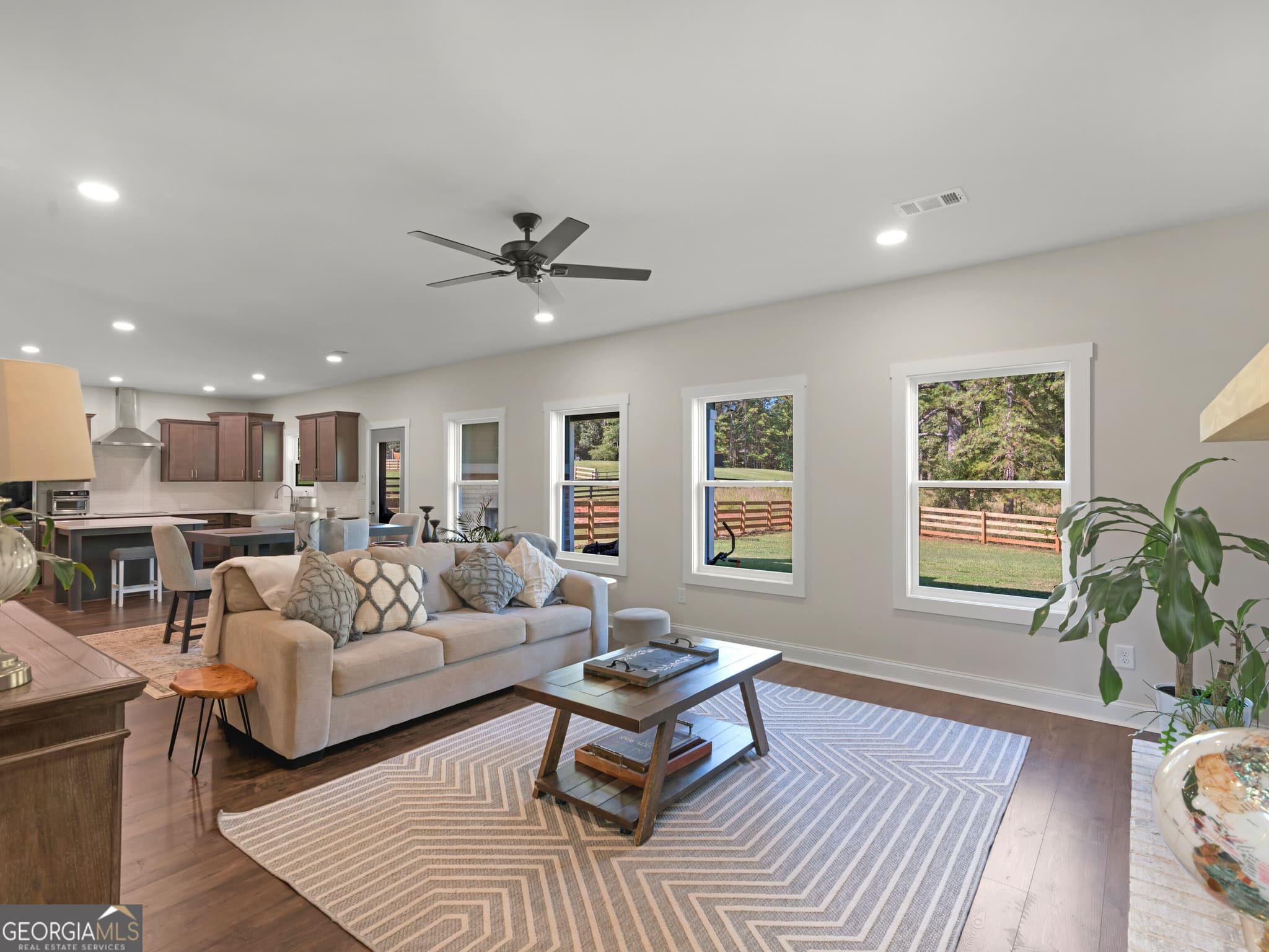 4 bedroom, 2.5 bathroom, 3,188 sq ft single family residence for sale at 251 Lake Point Drive, Williamson, GA 30292 — photo 5