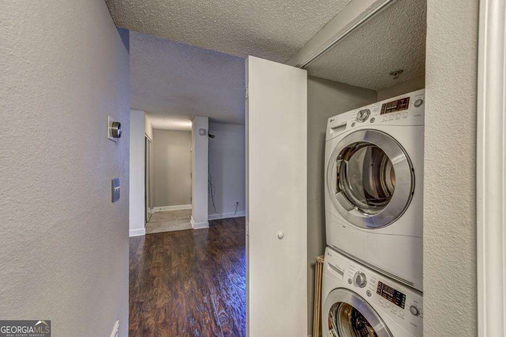 2 bedroom, 1 bathroom, 790 sq ft condominium for sale at 381 Ralph McGill Boulevard E, Atlanta, GA 30312 — photo 6