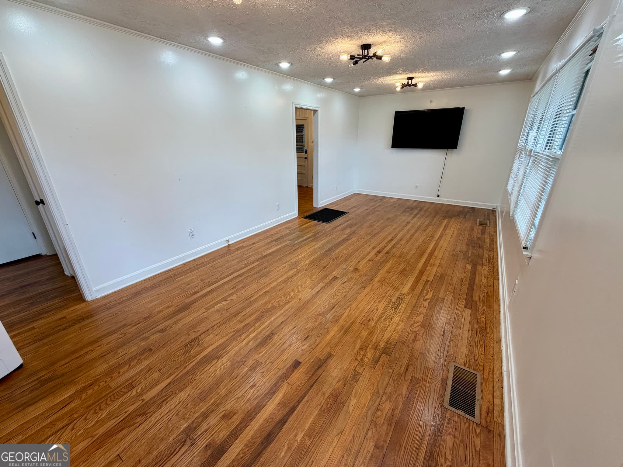 3 bedroom, 1 bathroom, 1,080 sq ft single family residence for sale at 101 Morgan Drive, Mcdonough, GA 30253 — photo 8
