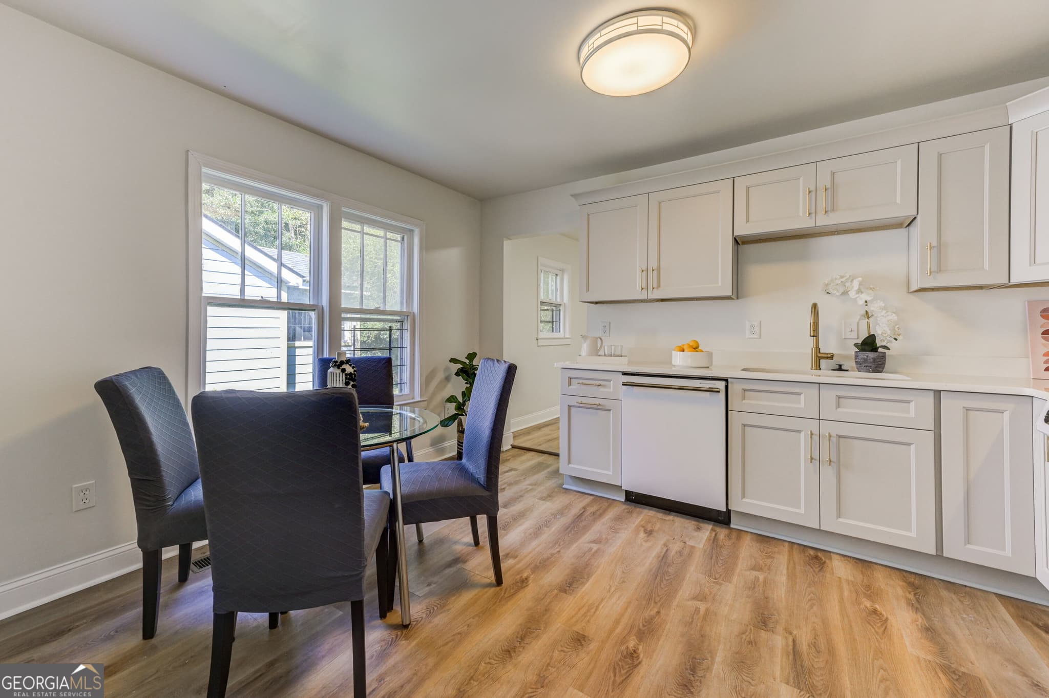 3 bedroom, 2 bathroom, 1,360 sq ft single family residence for sale at 1829 Mercer Avenue, College Park, GA 30337 — photo 7