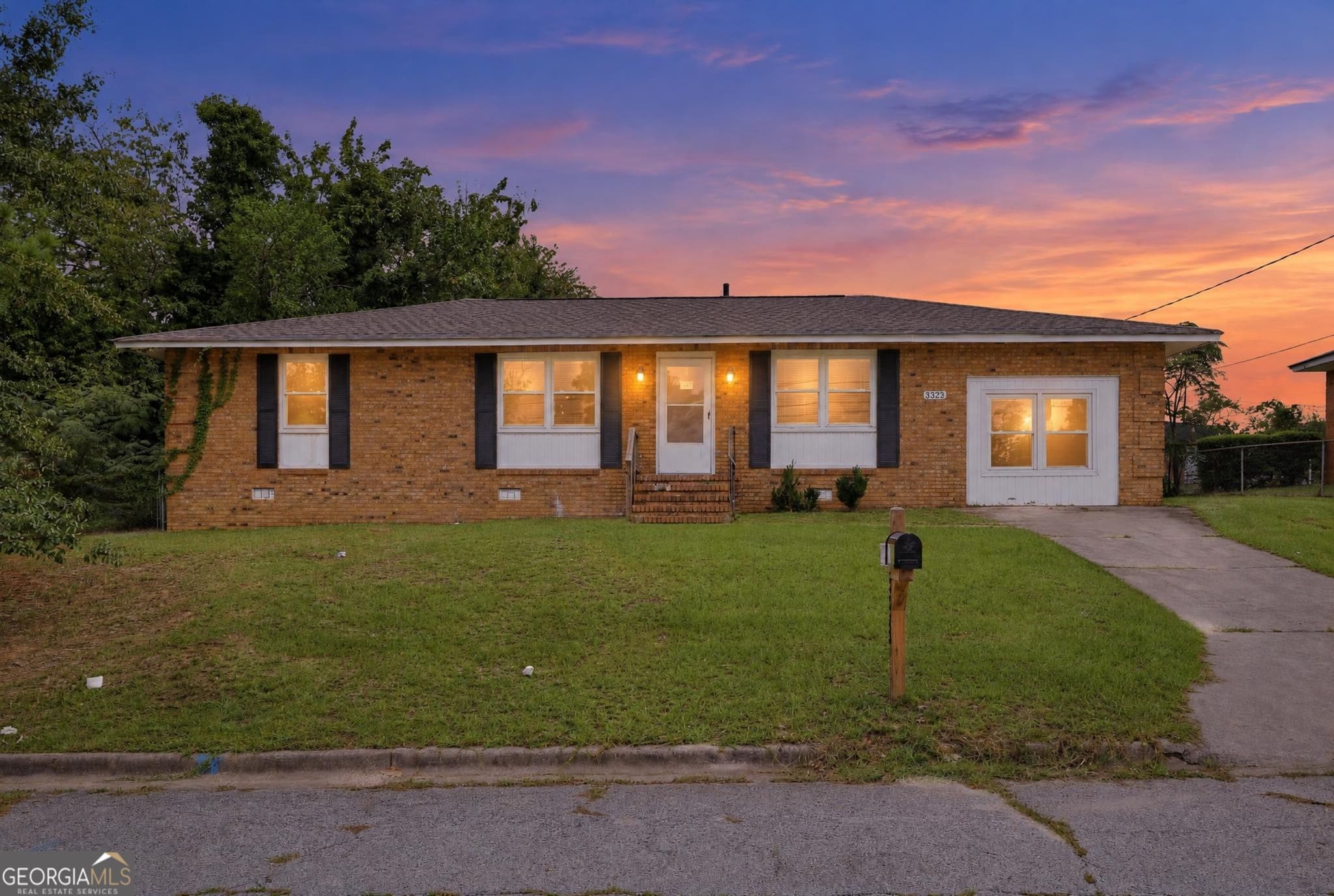 3 bedroom, 2 bathroom, 1,653 sq ft single family residence for sale at 3323 Hillis Road, Augusta, GA 30906 — photo 6
