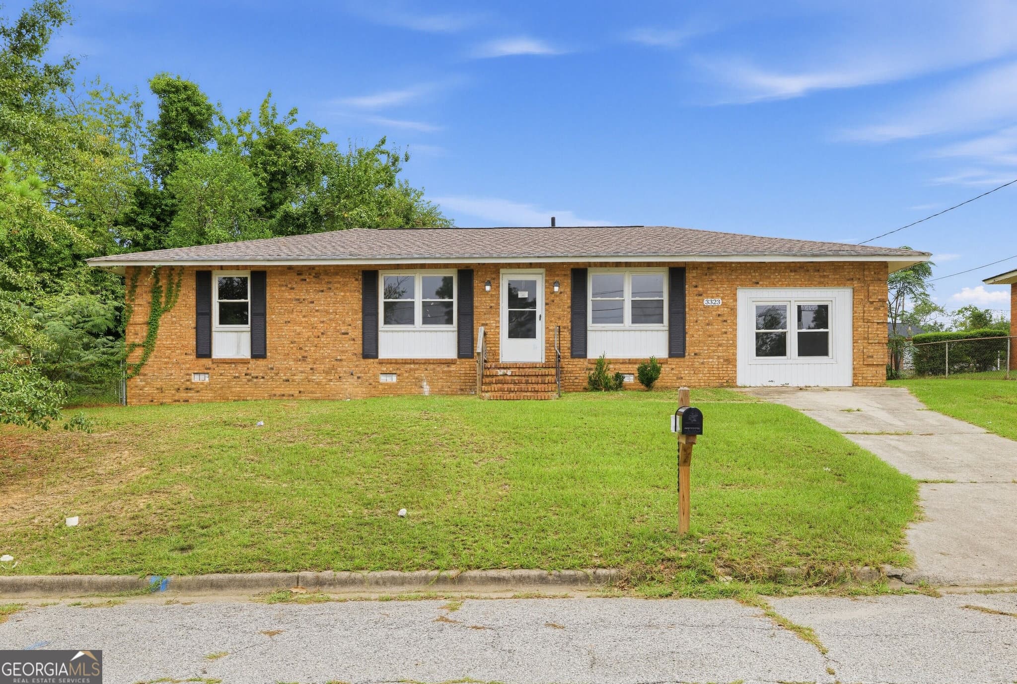 3 bedroom, 2 bathroom, 1,653 sq ft single family residence for sale at 3323 Hillis Road, Augusta, GA 30906