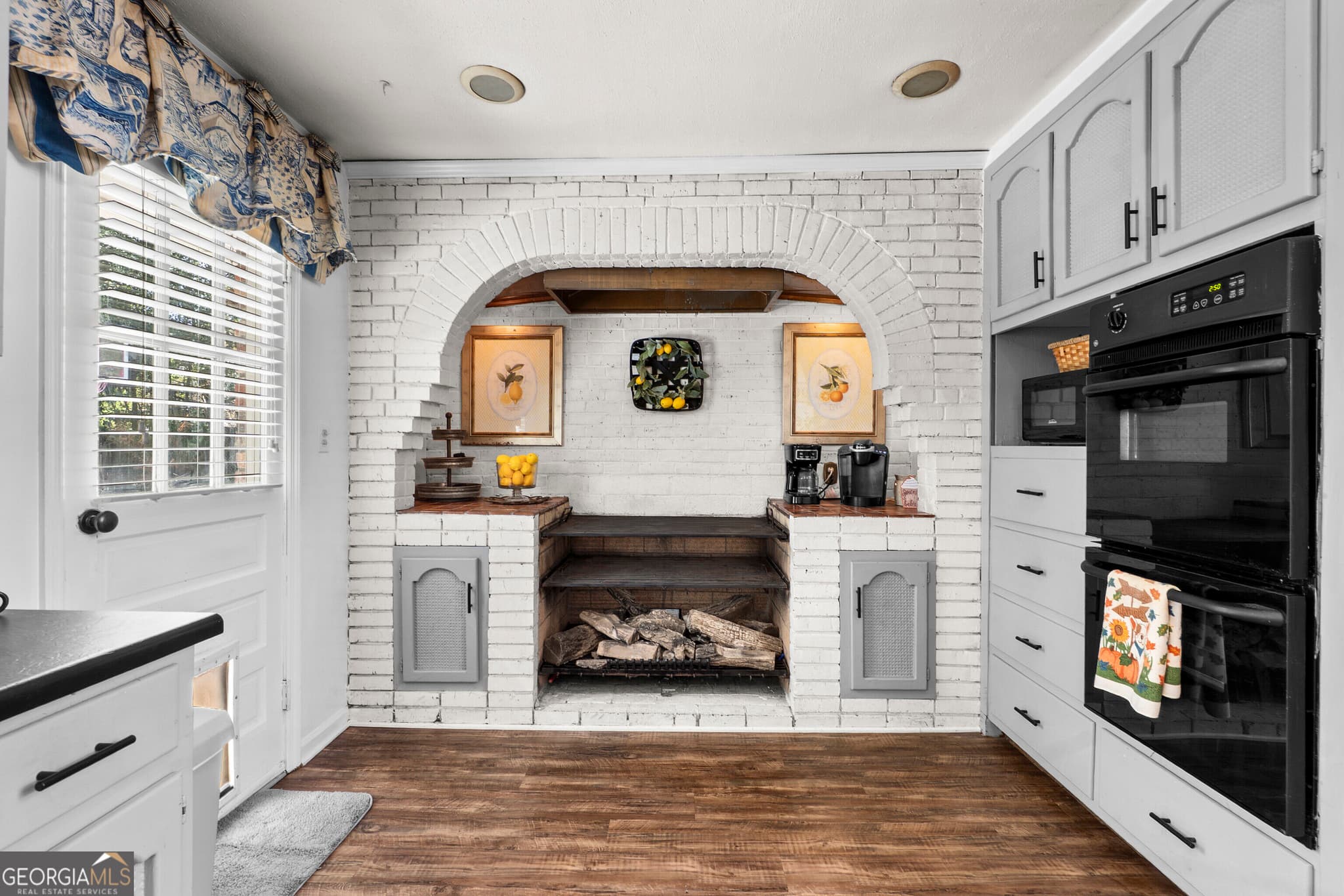 4 bedroom, 3 bathroom, 3,169 sq ft single family residence for sale at 878 Captain Kell Drive, Macon, GA 31204 — photo 4