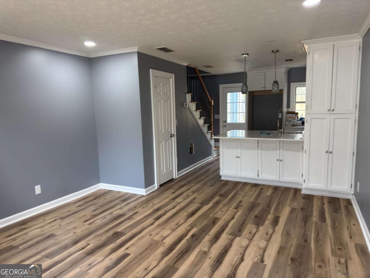 1 bedroom, 1.5 bathroom, 784 sq ft condominium for sale at 6694 Colchester Place, Norcross, GA 30093 — photo 3