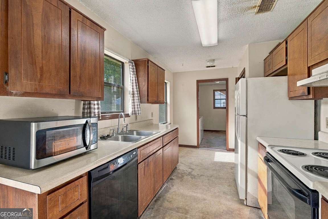 3 bedroom, 2 bathroom, 1,292 sq ft single family residence for sale at 113 Pineneedle Court, Kingsland, GA 31548 — photo 6