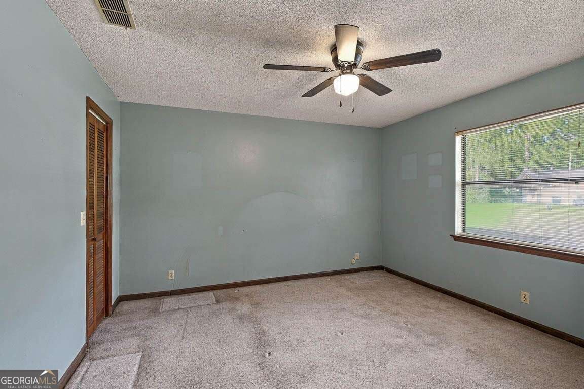 3 bedroom, 2 bathroom, 1,292 sq ft single family residence for sale at 113 Pineneedle Court, Kingsland, GA 31548 — photo 9