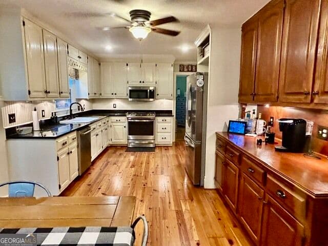 4 bedroom, 2.5 bathroom, 2,982 sq ft single family residence for sale at 215 Pineywood Road, Griffin, GA 30224 — photo 6
