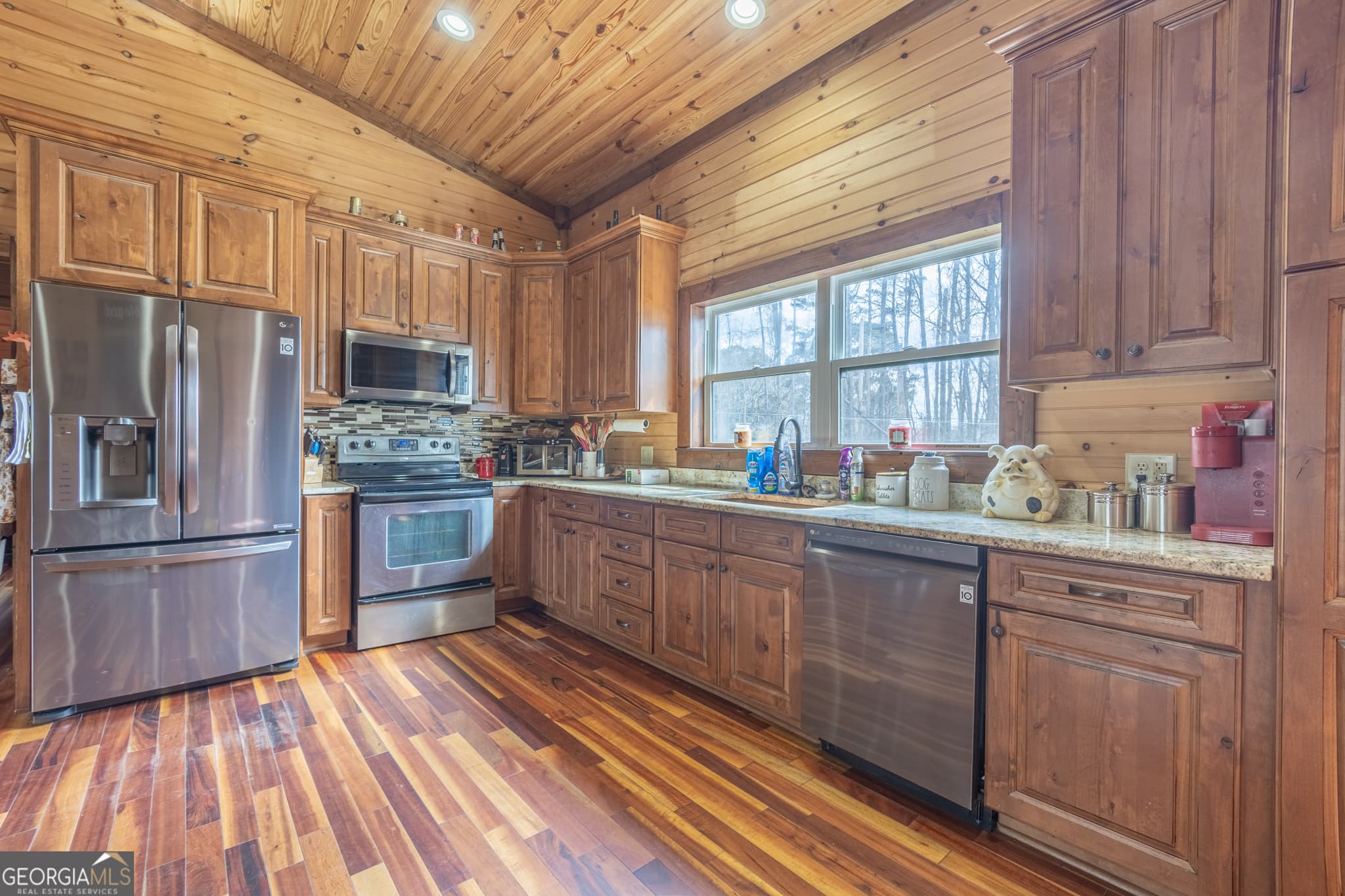 3 bedroom, 2 bathroom, 1,924 sq ft single family residence for sale at 45 J. Davis Road, Tallapoosa, GA 30176 — photo 6