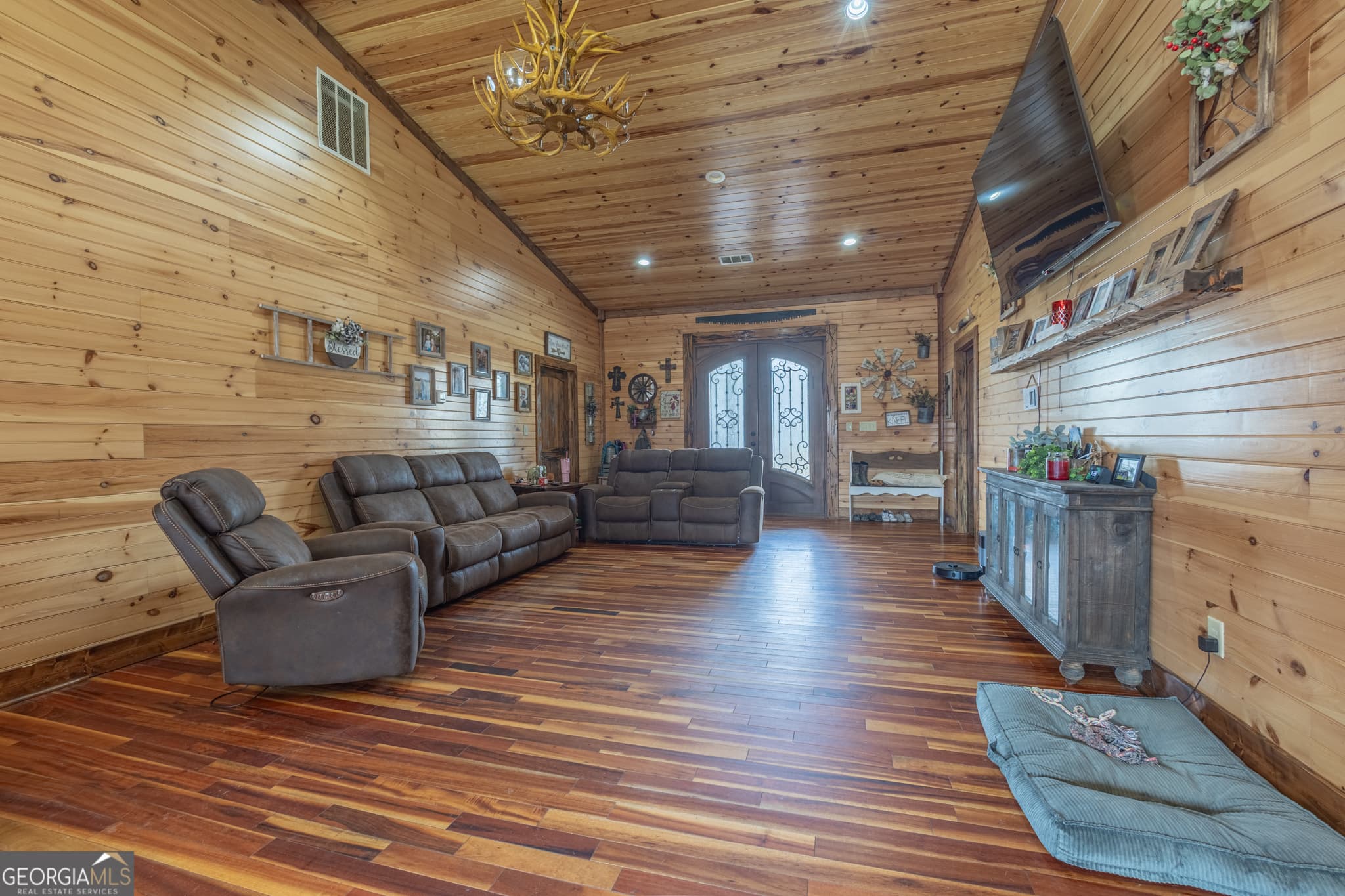 3 bedroom, 2 bathroom, 1,924 sq ft single family residence for sale at 45 J. Davis Road, Tallapoosa, GA 30176 — photo 3