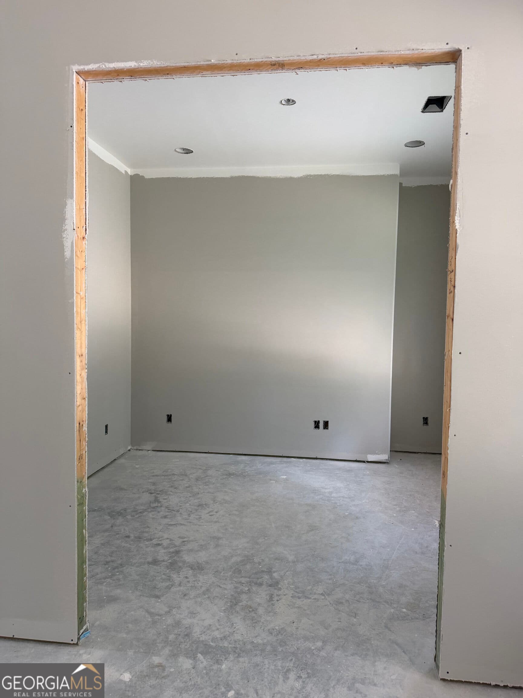 3 bedroom, 2 bathroom, 2,382 sq ft single family residence for sale at 1190 Isles Of St Marys Way, St. Marys, GA 31558 — photo 4