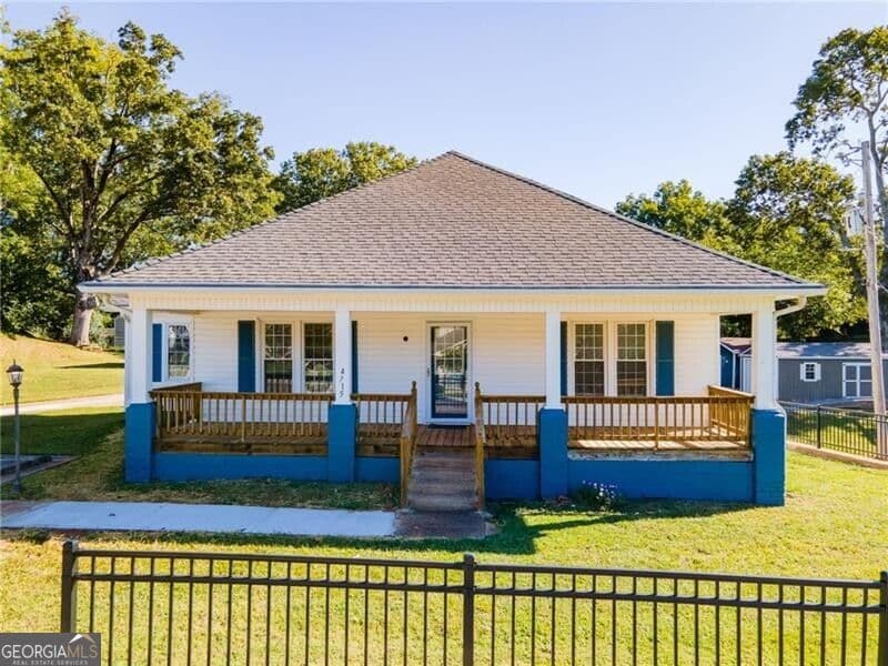 3 bedroom, 2 bathroom, 1,720 sq ft single family residence for rent at 4715 S Lee Street, Buford, GA 30518 for $2,850 a month — photo 1 of 1